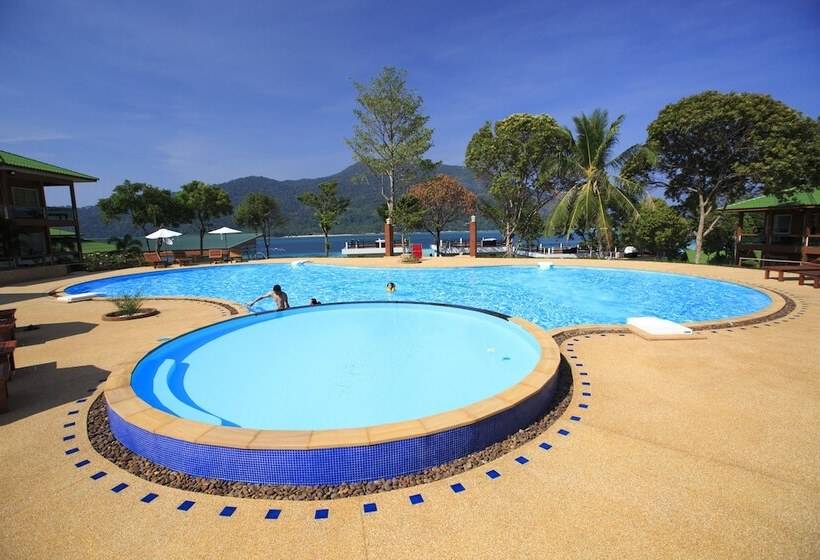 Отель Mountain Resort Koh Lipe