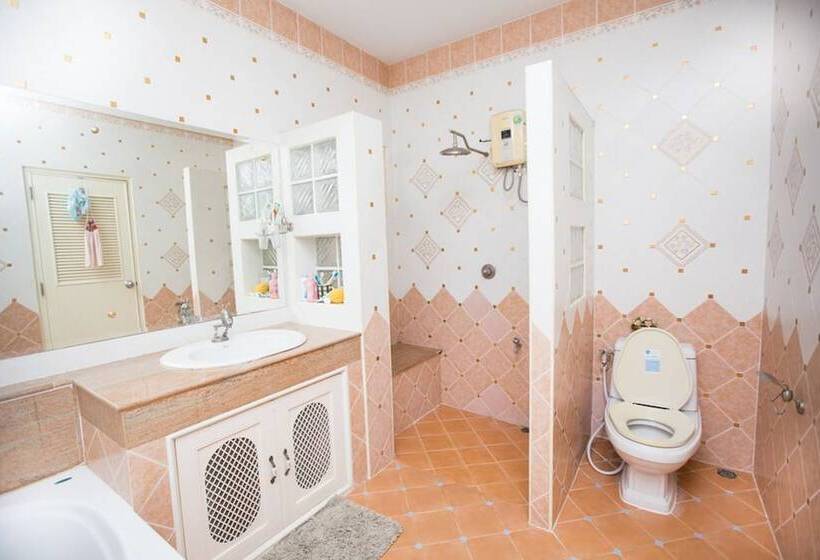 فندق Racha Herb Gardens