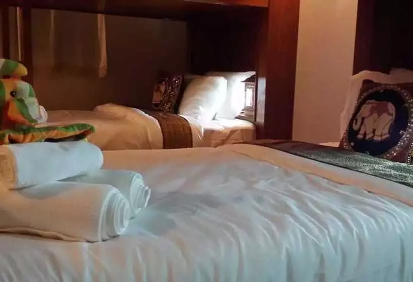 Hotelli Racha Herb Gardens