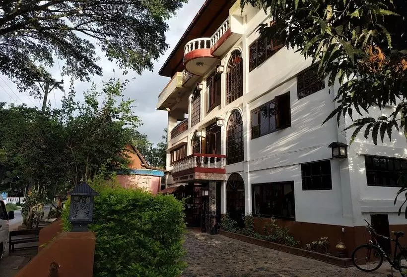 هتل Remember Inn