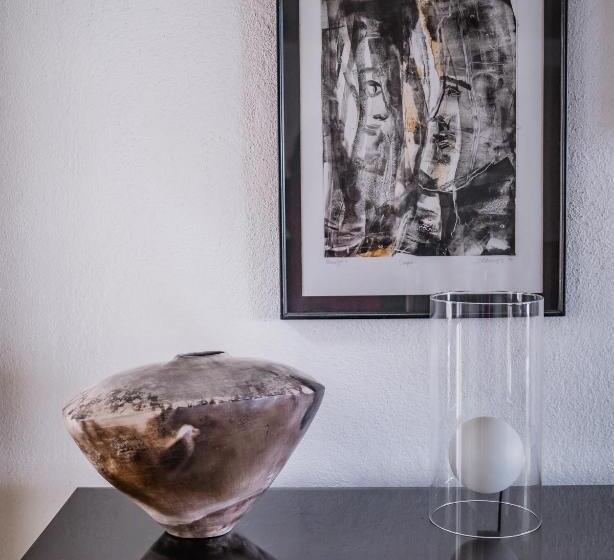 בית מלון כפרי Satin Doll