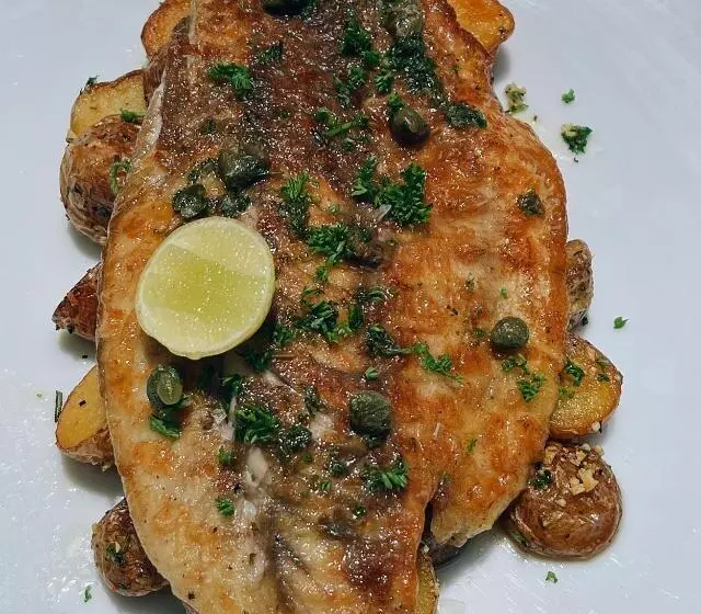 Отель Satin Doll