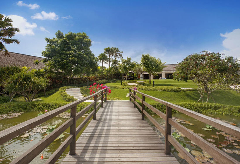 호텔 The Sanctus Villa