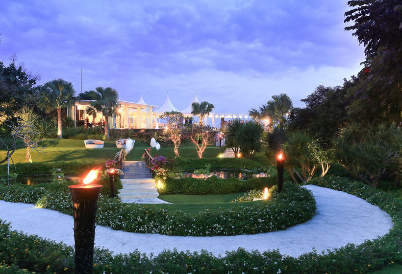 호텔 The Sanctus Villa