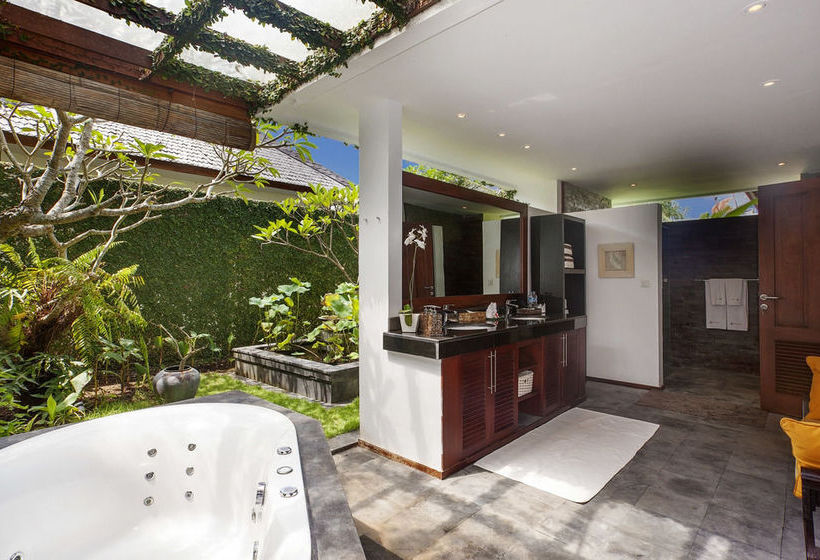 호텔 The Sanctus Villa