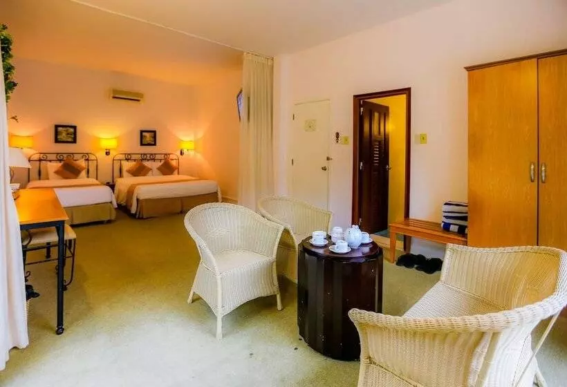 هتل Valley Mountain