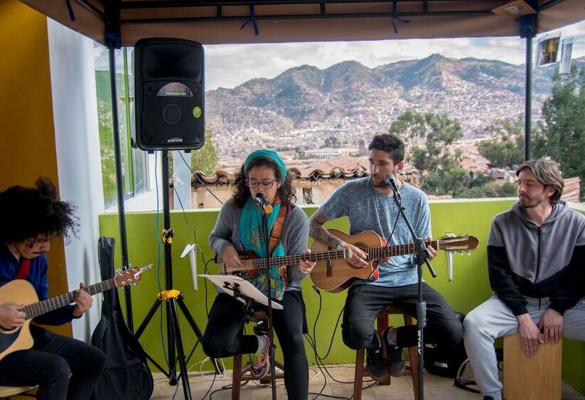 Sunset House Cusco Hostel
