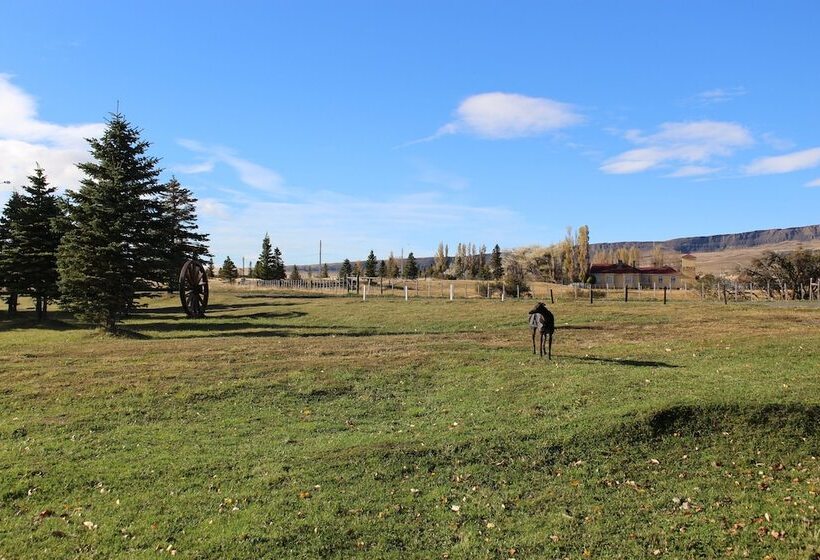 مسافرخانه Hostería Pionero