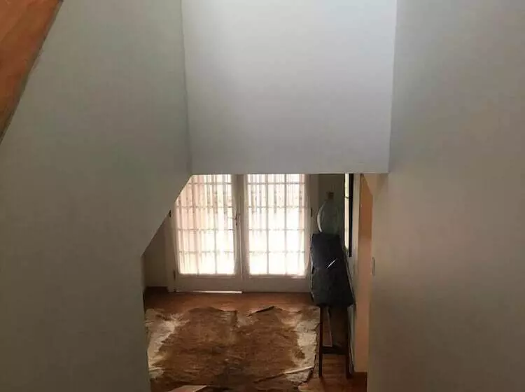 簡易ホテル Hostería Pionero