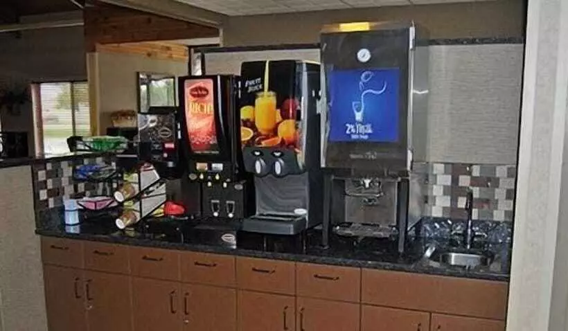 Hotelli C Mon Inn Thief River Falls