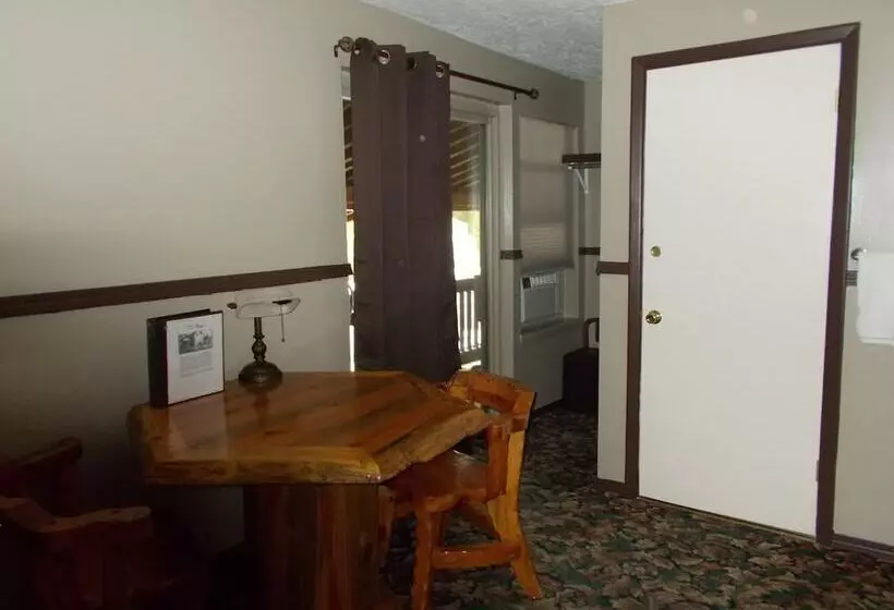 Hotelli Dawson House Lodge