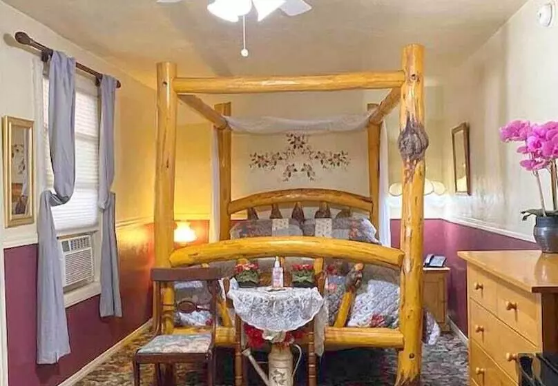 Hotelli Dawson House Lodge