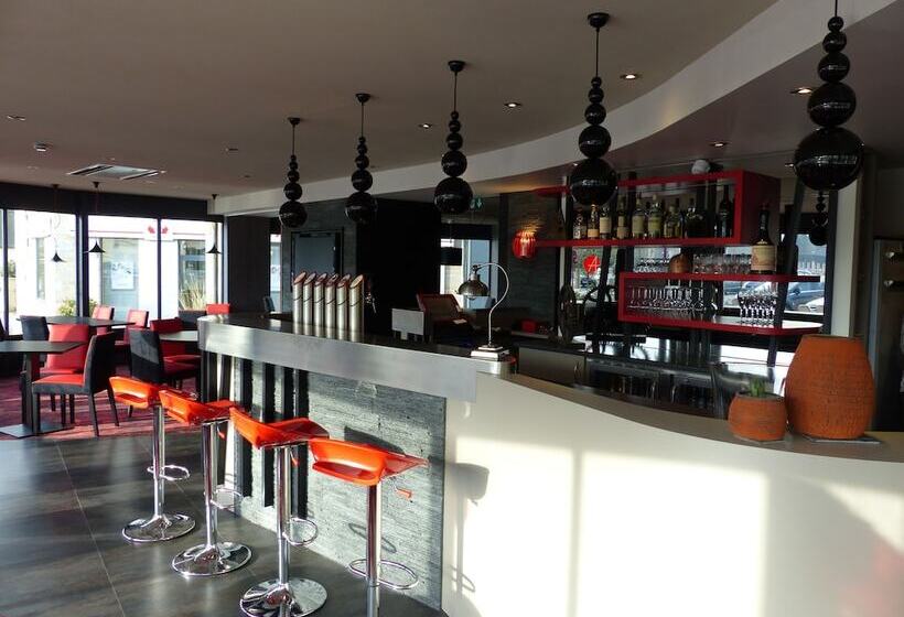 酒店 Logis Hôtel Restaurant Le Fruitier