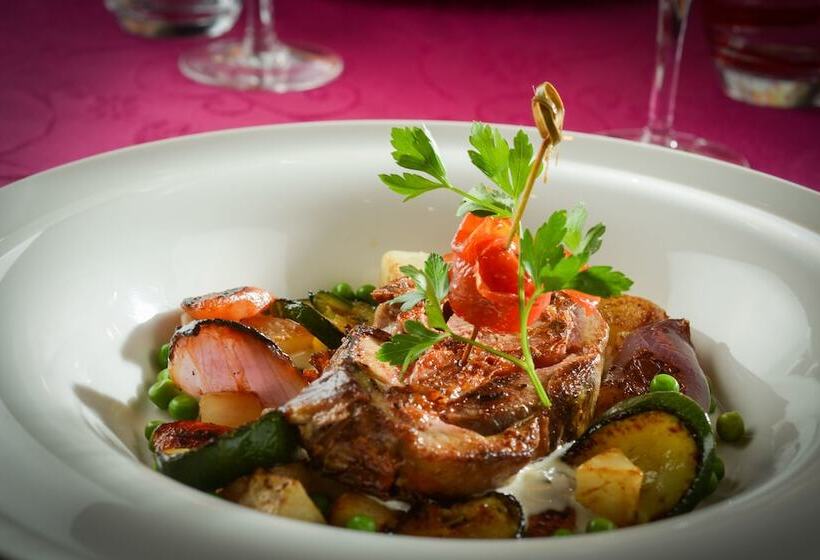 酒店 Logis Hôtel Restaurant Le Fruitier