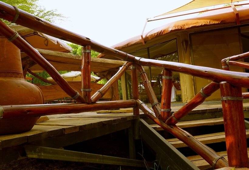 هتل Prideinn Mara Camp & Cottages