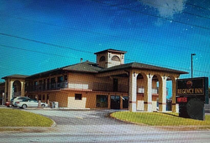 فندق Regency Inn