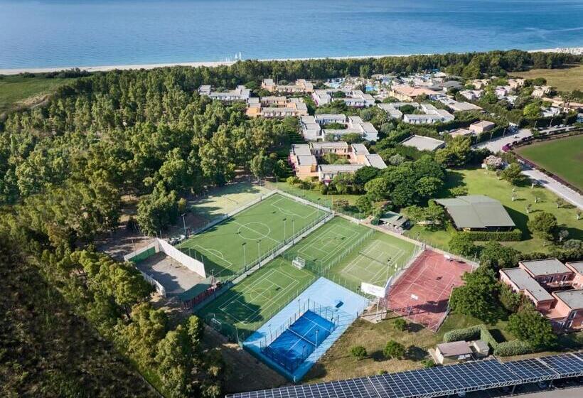 בית מלון כפרי Serenè Resort