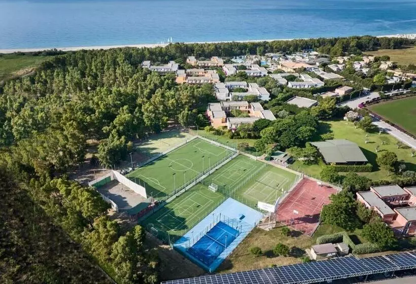 Hotelli Serenè Resort