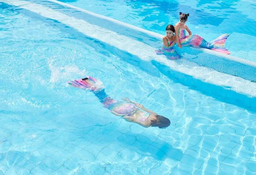 בית מלון כפרי Serenè Resort