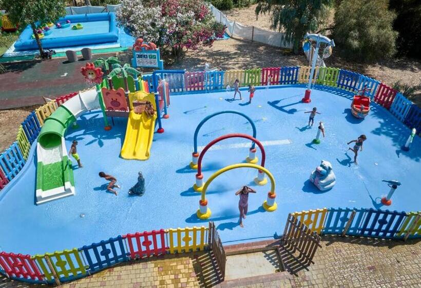 בית מלון כפרי Serenè Resort