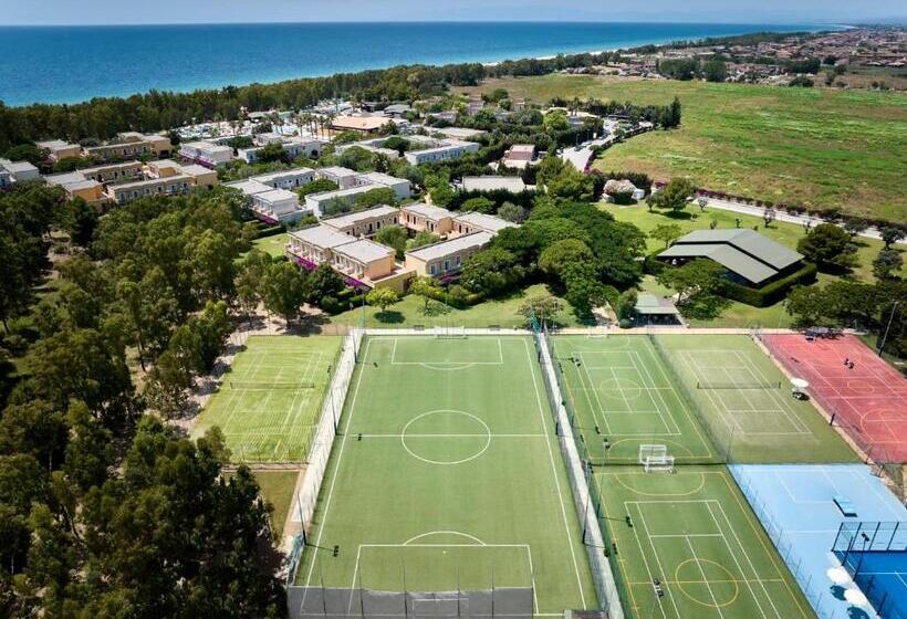 בית מלון כפרי Serenè Resort