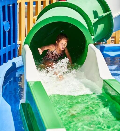 בית מלון כפרי Serenè Resort