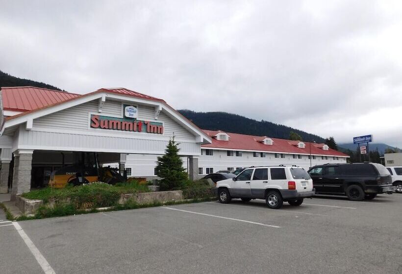 酒店 The Summit Inn