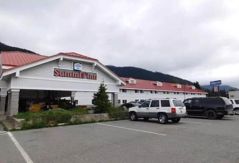 Hotelli The Summit Inn