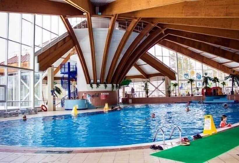 בית מלון כפרי Tau Tash