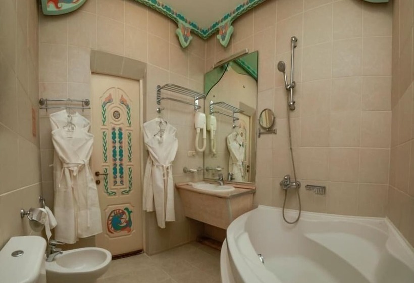 בית מלון כפרי Tau Tash