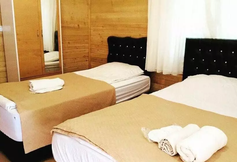 Kapuzbasi Selalesi Sahin Motel