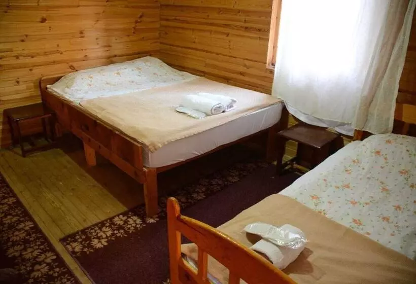 Kapuzbasi Selalesi Sahin Motel