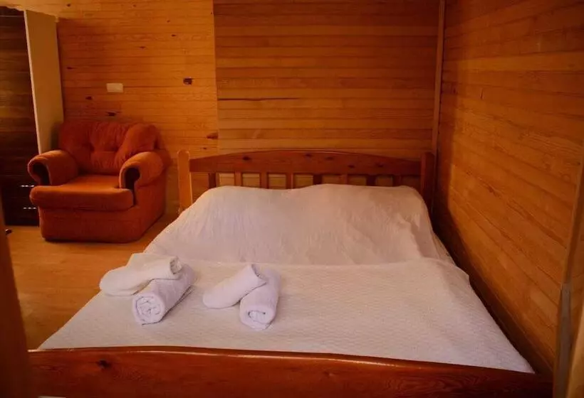 Kapuzbasi Selalesi Sahin Motel