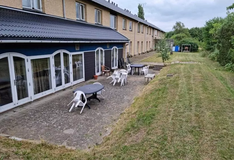 ペンション Skuldelev Kro