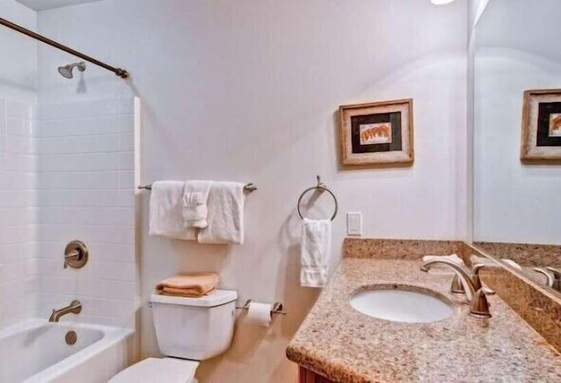 Scenic Wonders Bear Den 5 Bedrooms