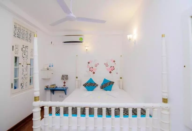 Общежитие Fort Heaven Galle Fort