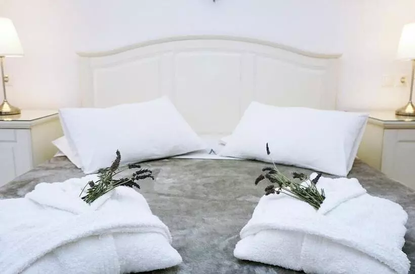 Archontiko Santorini