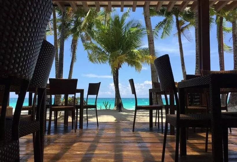 Hotel 357 Boracay Resort