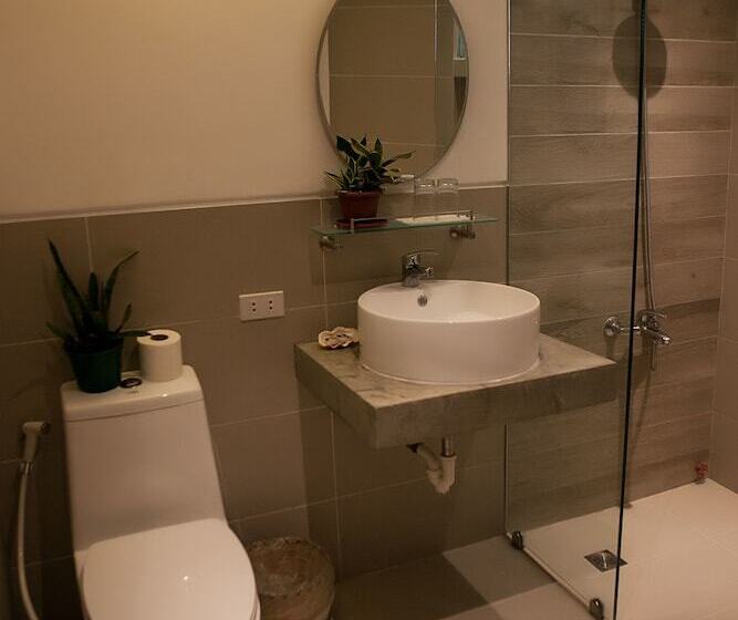 ホテル 357 Boracay Resort