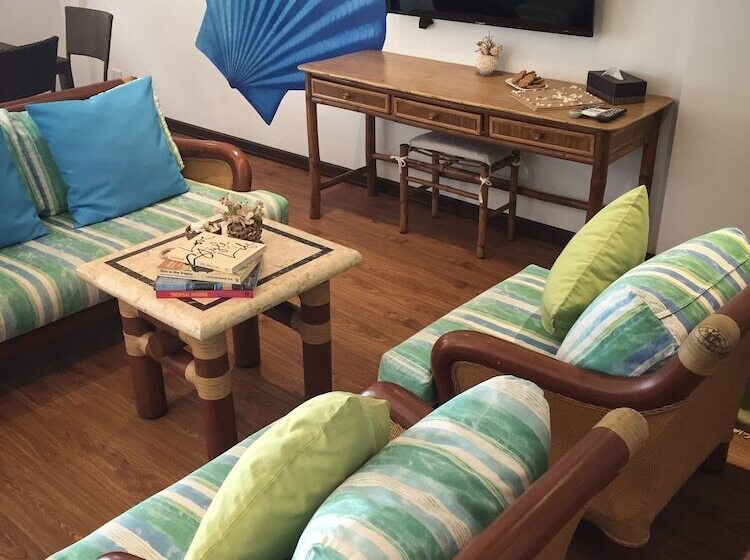 ホテル 357 Boracay Resort