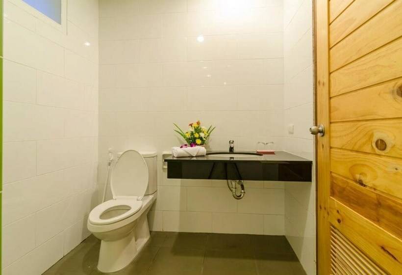 בית מלון כפרי Ao Nang Miti Resort