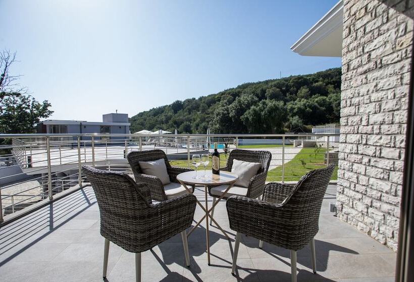 Отель Aqua Oliva Resort