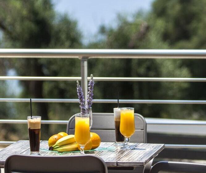 Отель Aqua Oliva Resort