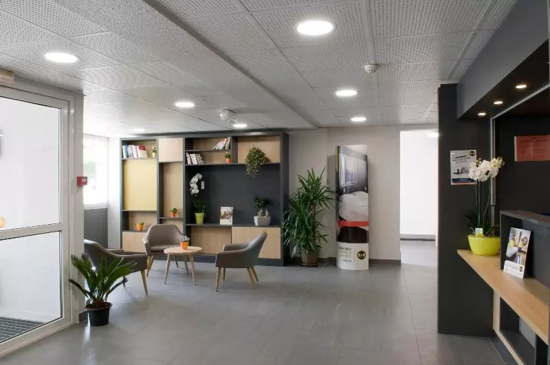 B&b Hotel Saint Quentin