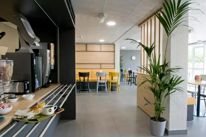 B&b Hotel Saint Quentin