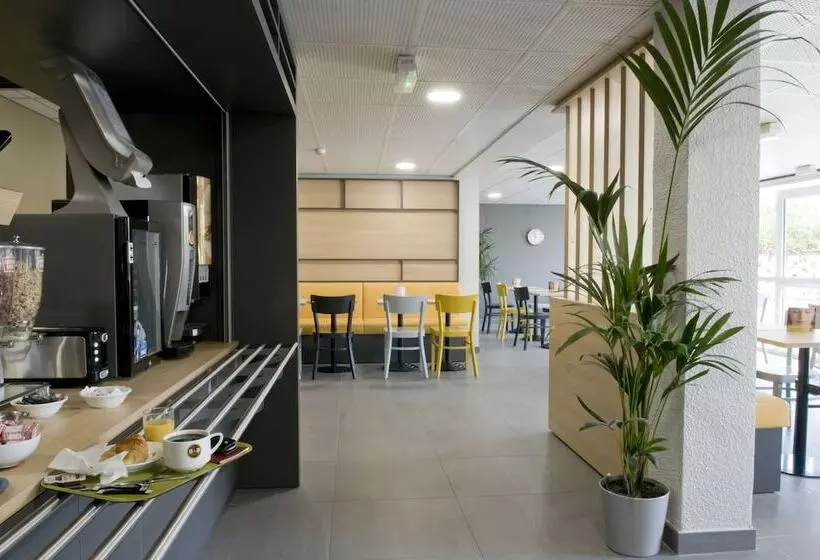 B&b Hotel Saint Quentin