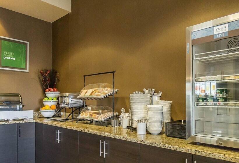 酒店 Comfort Inn & Suites Edmonton International Airport