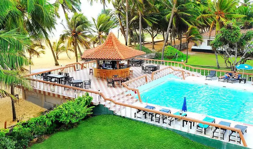 בית מלון כפרי Don S Beach