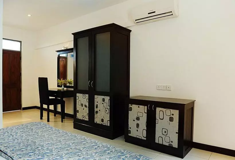 בית מלון כפרי Don S Beach