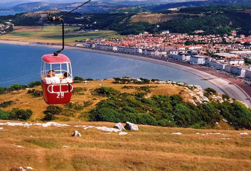 酒店 Four Saints Brig Y Don